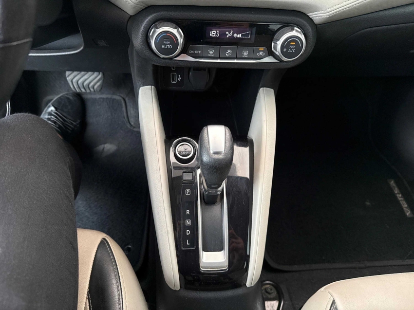 Versa 1.6 16V FLEX EXCLUSIVE XTRONIC