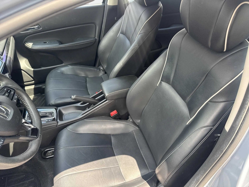 City 1.5 i-VTEC FLEX HATCH TOURING CVT