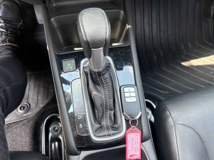 City 1.5 i-VTEC FLEX HATCH TOURING CVT
