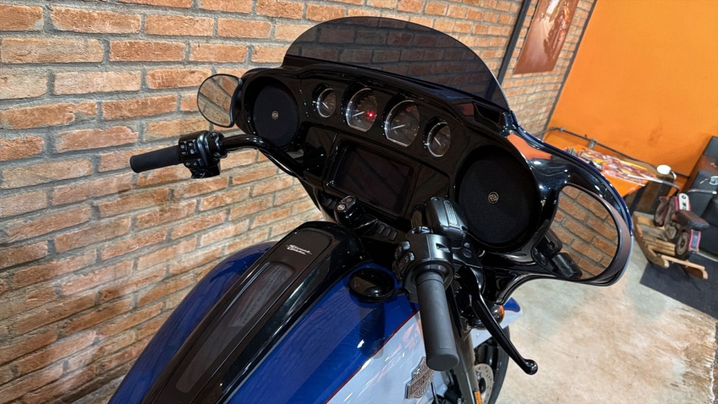 Street Glide GLIDE SPECIAL