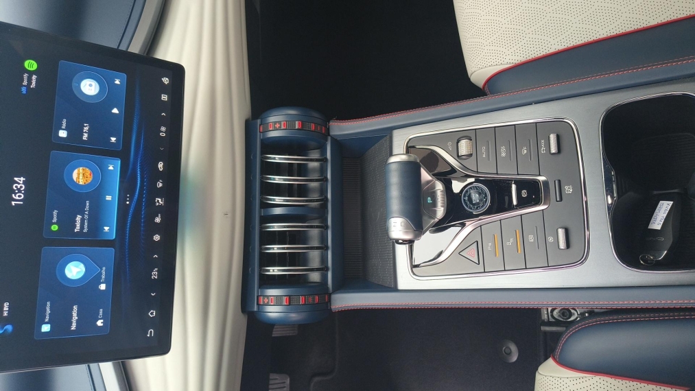 Yuan Plus 60,8 KW ELÉTRICO