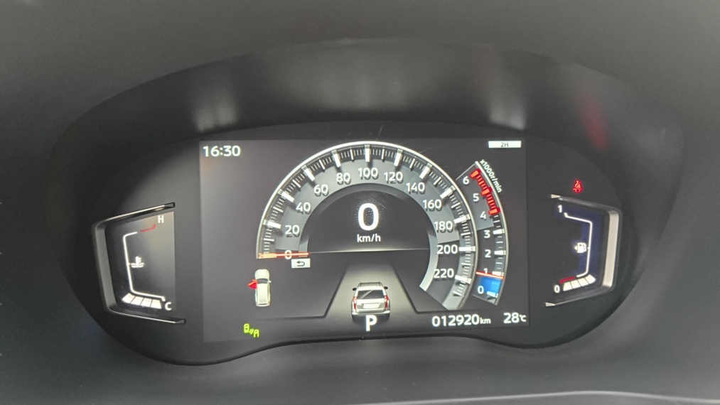 Pajero Sport 2.4 16V MIVEC TURBO DIESEL LEGEND AWD AUTOMÁTICO