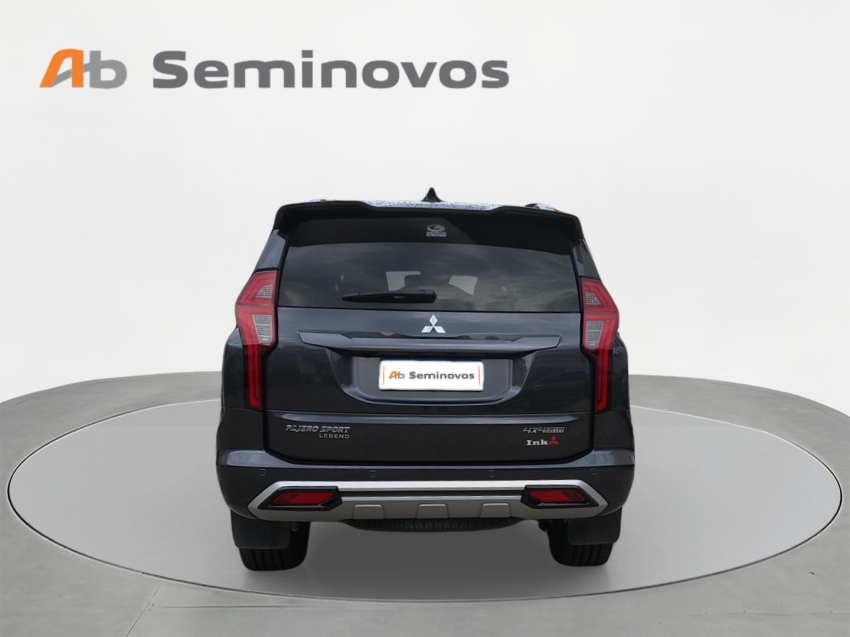 Pajero Sport 2.4 16V MIVEC TURBO DIESEL LEGEND AWD AUTOMÁTICO