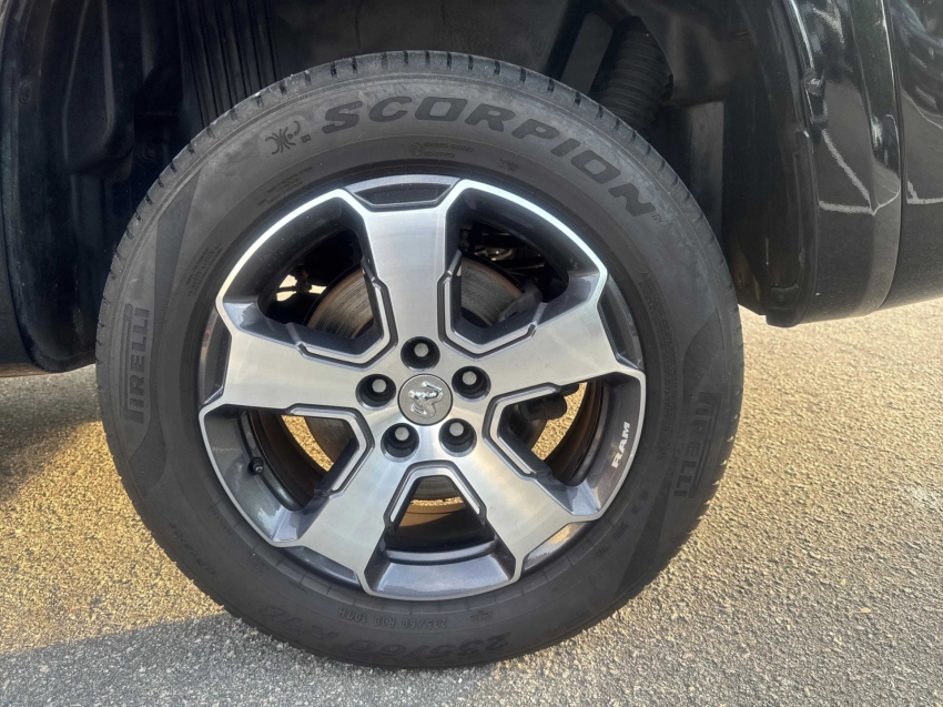 Rampage 2.0 TURBO DIESEL LARAMIE 4X4 AUTOMÁTICO