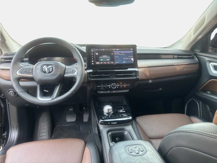 Rampage 2.0 TURBO DIESEL LARAMIE 4X4 AUTOMÁTICO