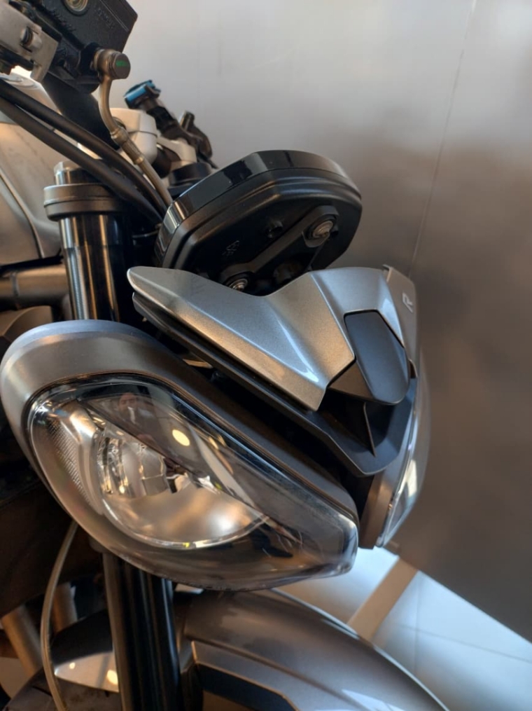 Street Triple TRIPLE