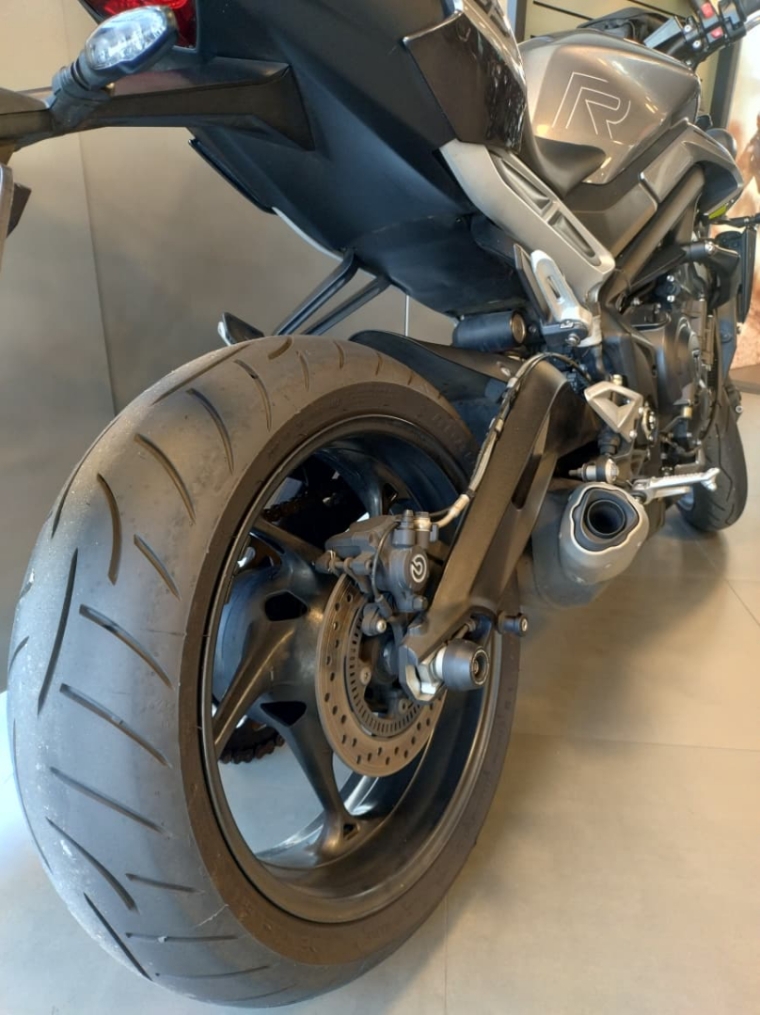 Street Triple TRIPLE