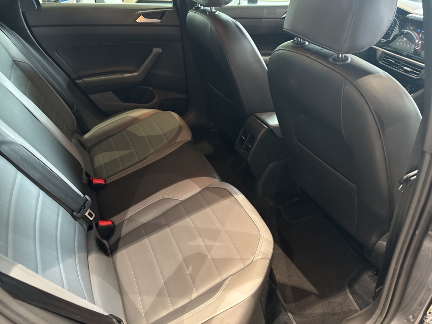 Nivus 1.0 200 TSI TOTAL FLEX HIGHLINE AUTOMÁTICO