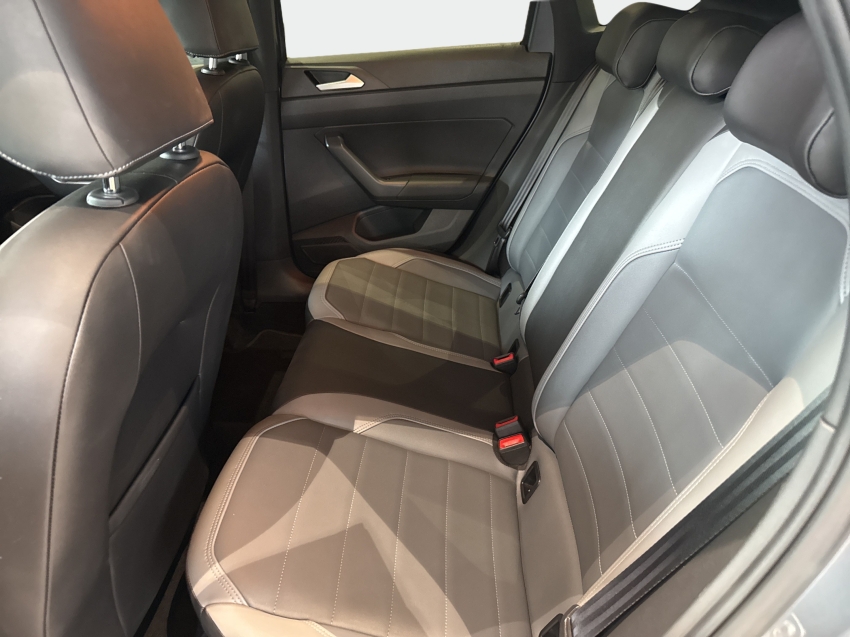 Nivus 1.0 200 TSI TOTAL FLEX HIGHLINE AUTOMÁTICO