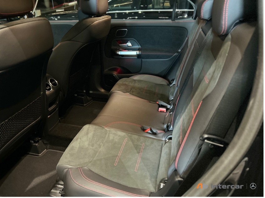 Glb 220 2.0 MHEV AMG LINE 4MATIC 8G-DCT