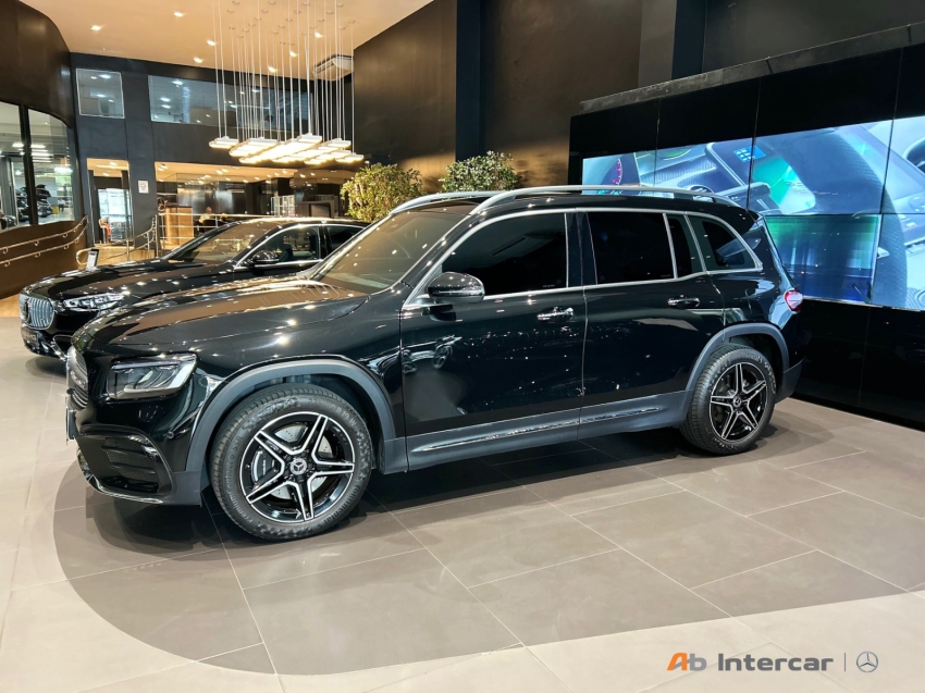 Glb 220 2.0 MHEV AMG LINE 4MATIC 8G-DCT