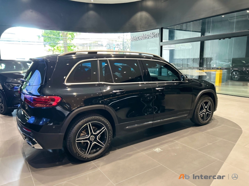 Glb 220 2.0 MHEV AMG LINE 4MATIC 8G-DCT