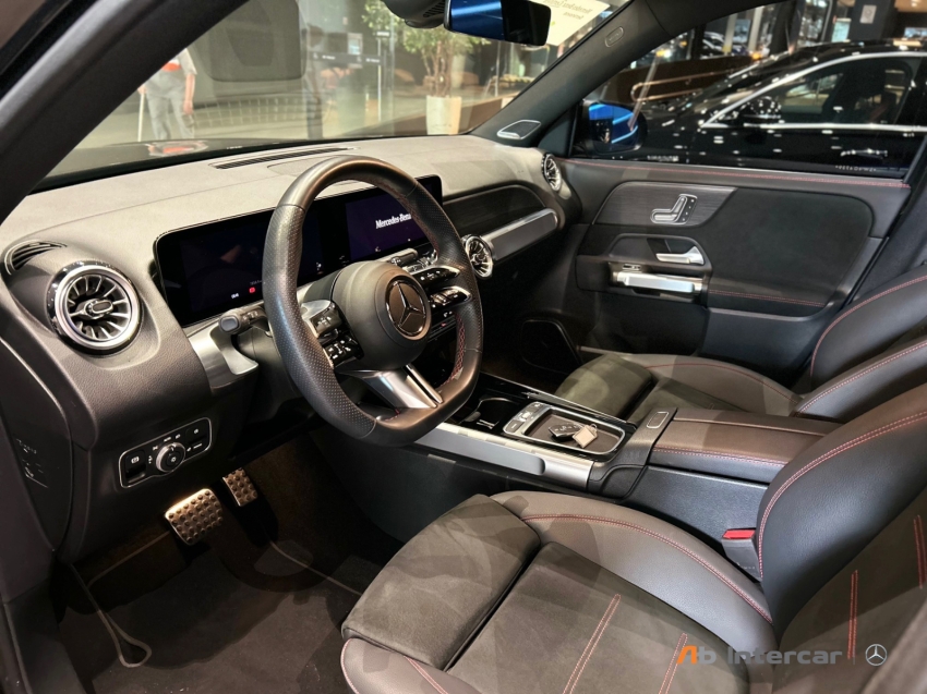 Glb 220 2.0 MHEV AMG LINE 4MATIC 8G-DCT