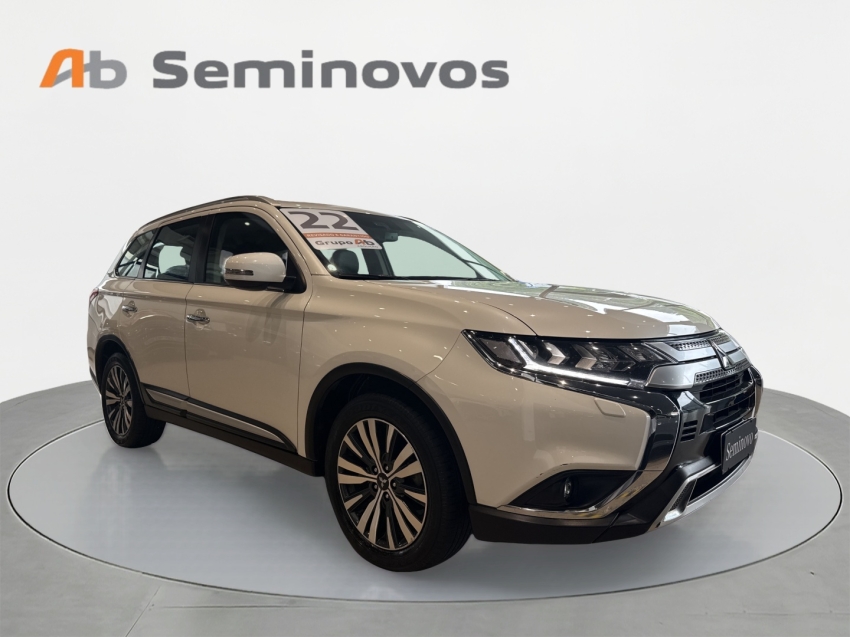 Outlander 2.2 MIVEC DI-D DIESEL HPE-S AWD AUTOMÁTICO