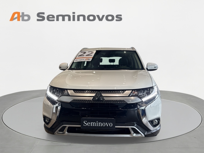 Outlander 2.2 MIVEC DI-D DIESEL HPE-S AWD AUTOMÁTICO