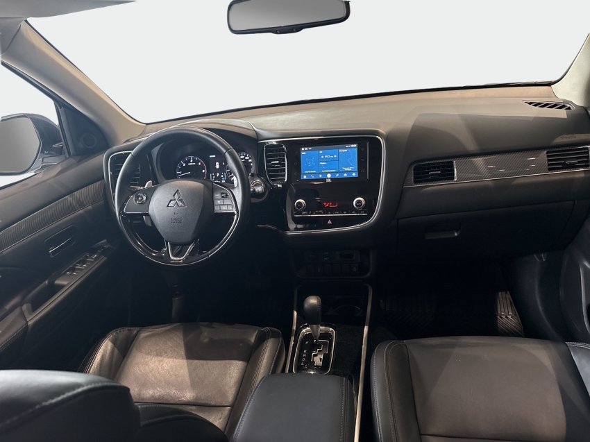 Outlander 2.2 MIVEC DI-D DIESEL HPE-S AWD AUTOMÁTICO