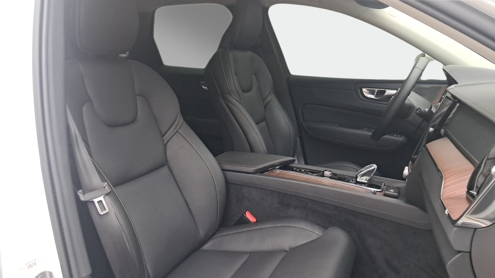 Xc60 2.0 T8 RECHARGE ULTIMATE AWD GEARTRONIC