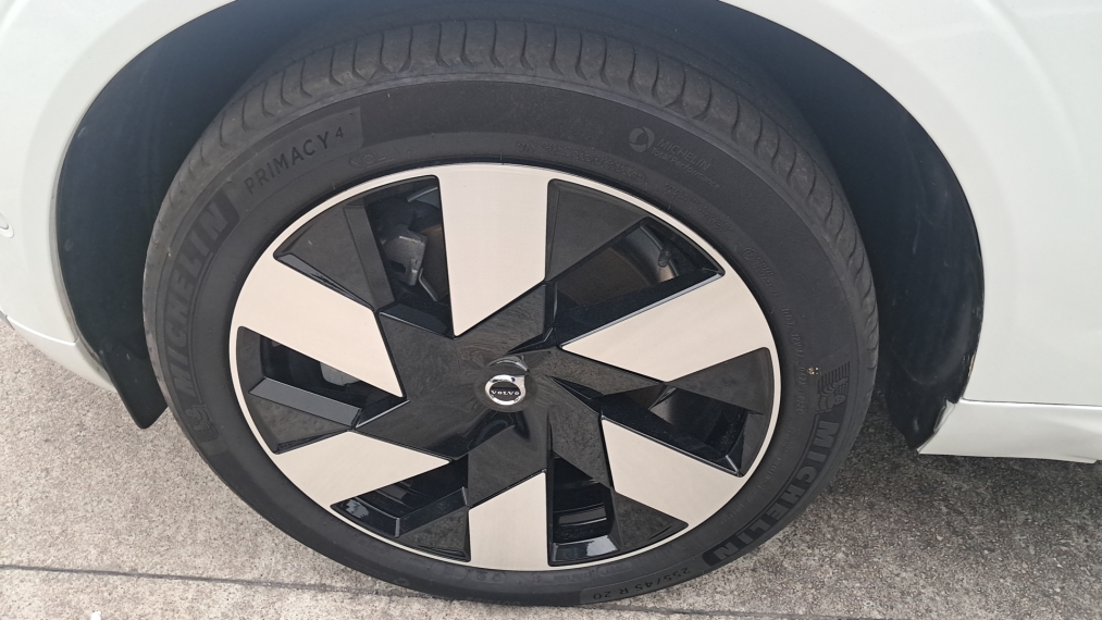 Xc60 2.0 T8 RECHARGE ULTIMATE AWD GEARTRONIC