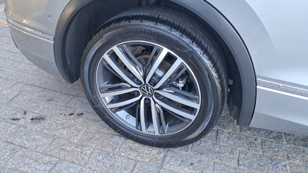 Tiguan 2.0 300 TSI GASOLINA ALLSPACE R-LINE AUTOMÁTICO