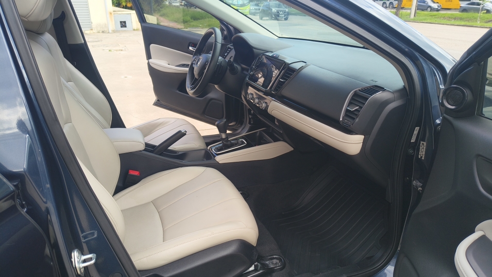 City 1.5 i-VTEC FLEX TOURING CVT