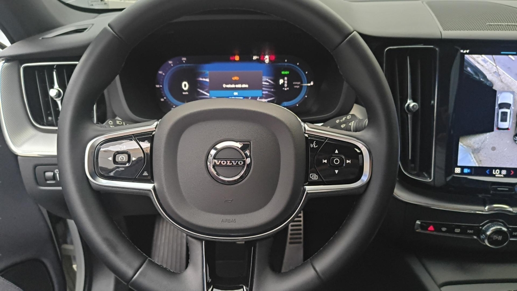 Xc60 2.0 T8 RECHARGE R-DESIGN AWD GEARTRONIC