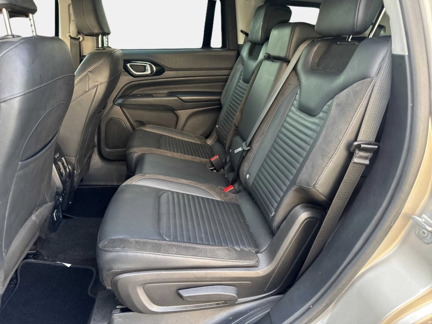 JEEP Commander