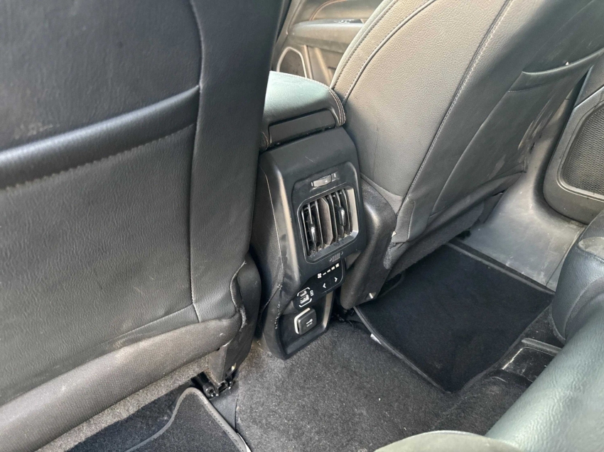 JEEP Commander