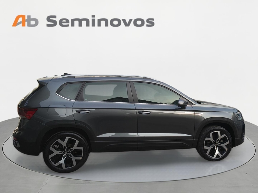 Volkswagen Taos