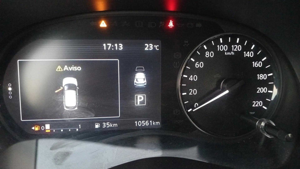 Nissan Kicks Play