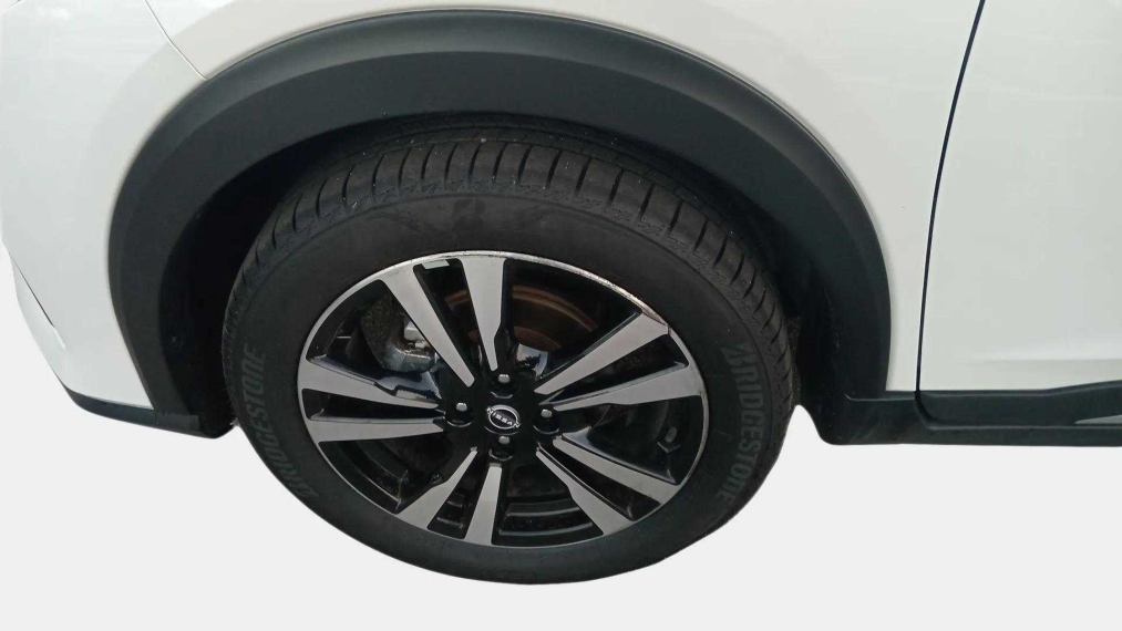 Nissan Kicks Play