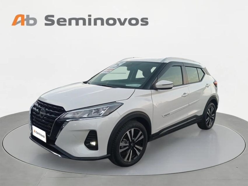 Nissan Kicks Play