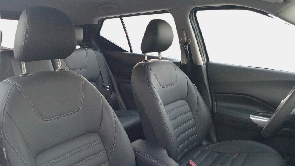 Nissan Kicks Play