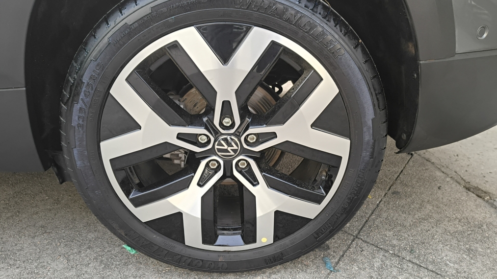 Volkswagen Taos