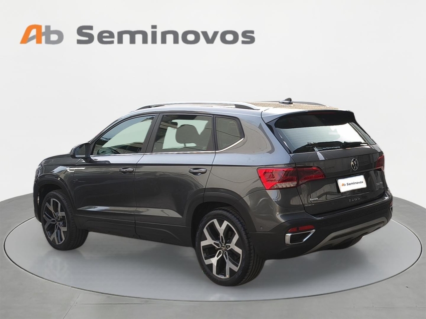 Volkswagen Taos
