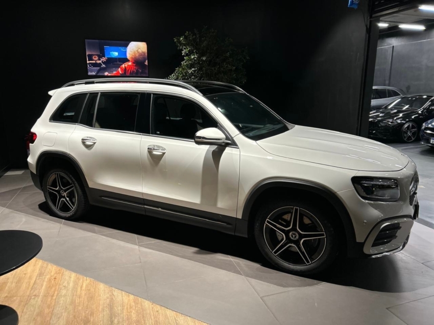 Mercedes-Benz Glb 220