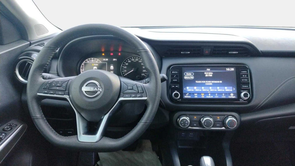 Nissan Kicks Play