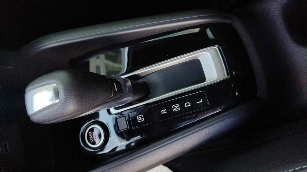 Nissan Kicks Play