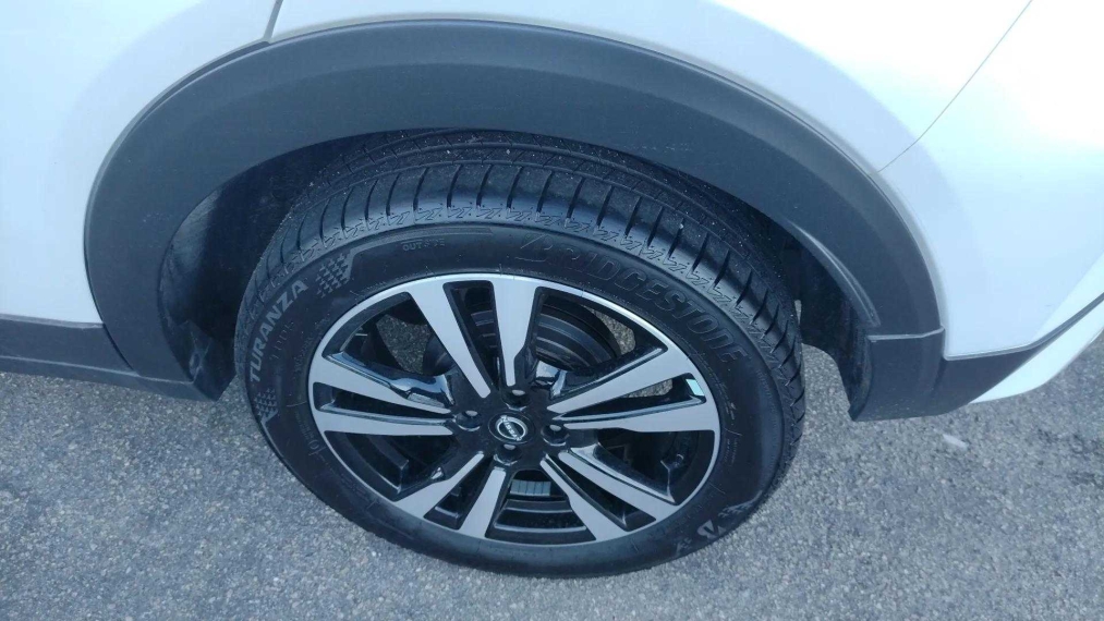 Nissan Kicks Play