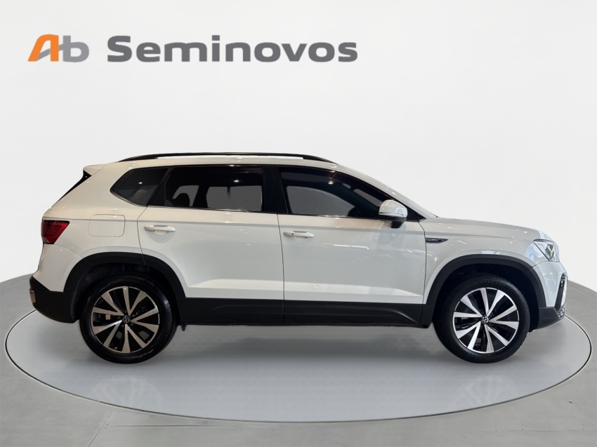 Volkswagen Taos