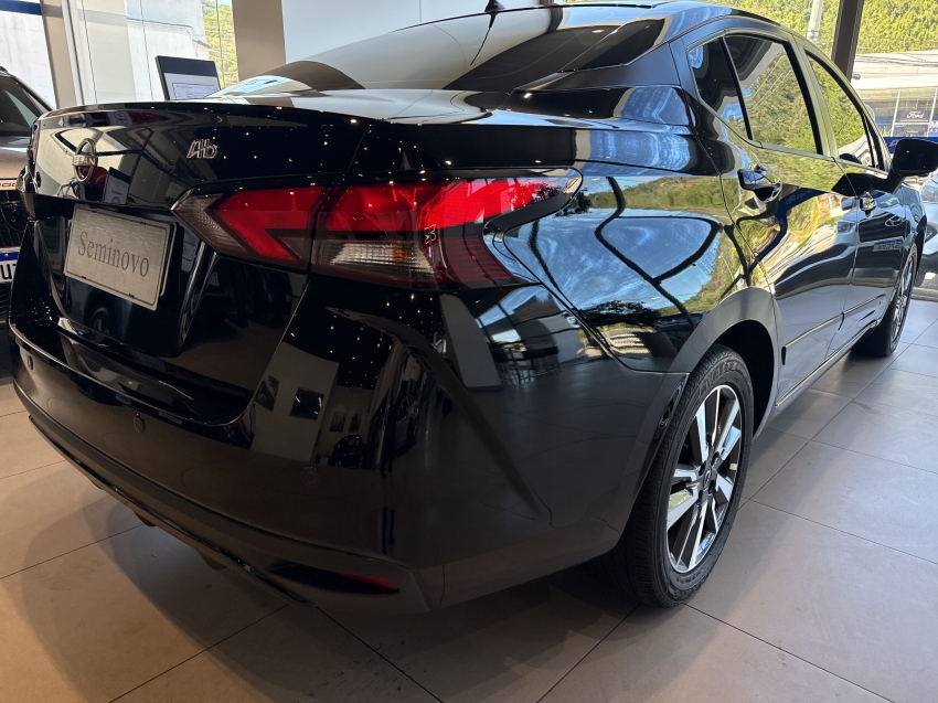 Nissan Versa
