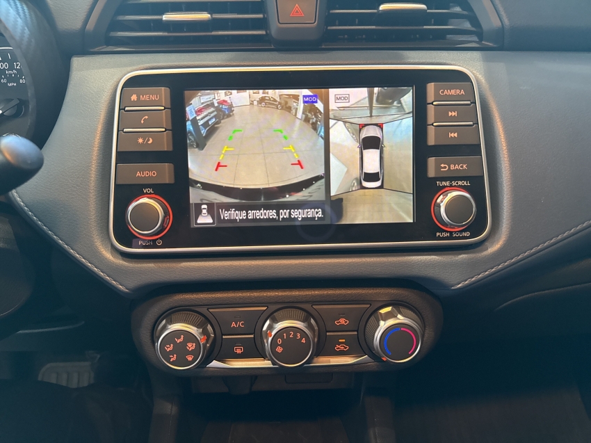 Nissan Versa