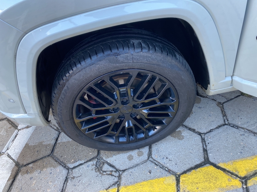 JEEP Commander