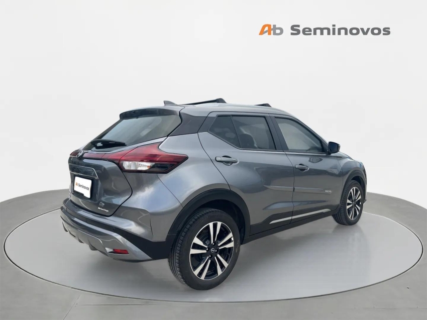 Nissan Kicks Play