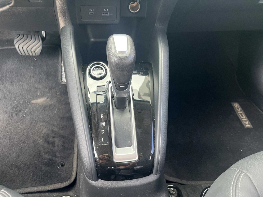 Nissan Kicks Play