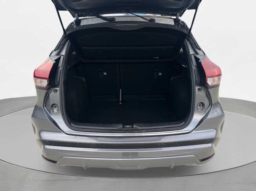 Nissan Kicks Play