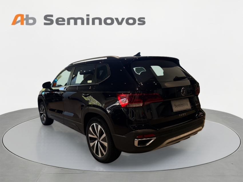 Volkswagen Taos