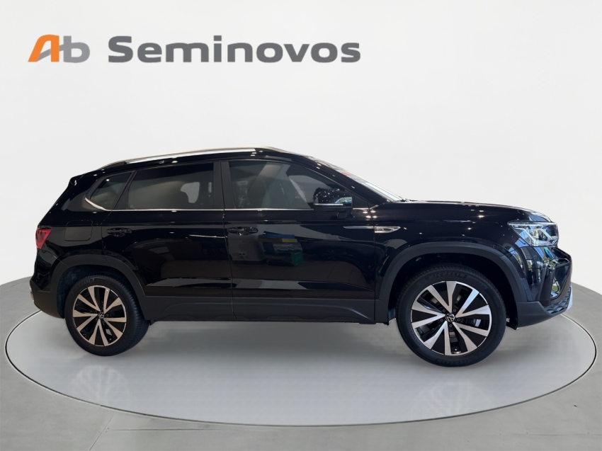 Volkswagen Taos