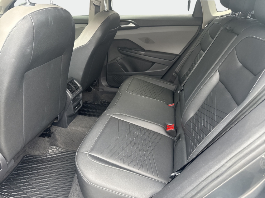 Volkswagen Taos