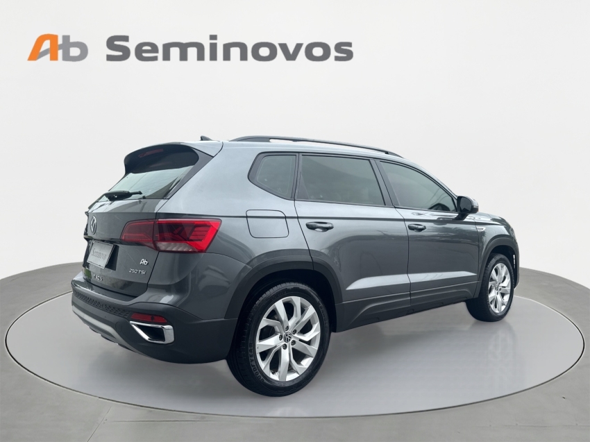 Volkswagen Taos